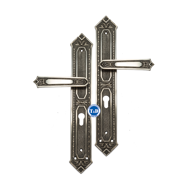 khóa cửa chính Trung Dũng